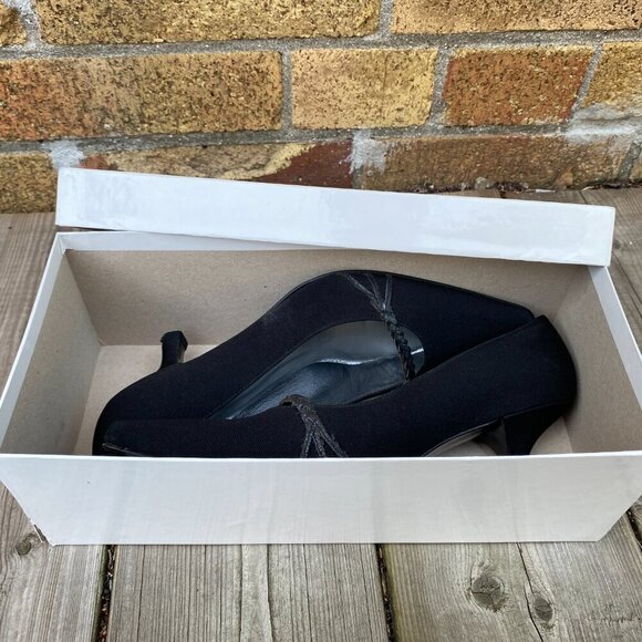 Vintage Stuart Weitzman Womens Pump Size 6 Black Satin High Heels - Picture 3 of 13